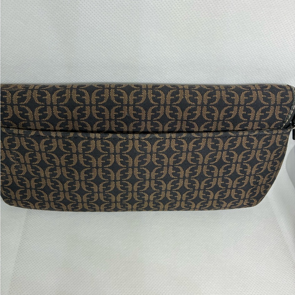 Fossil 8” Wristlet Wallet With Card Holders And Zippered Pocket - Picture 10 of 11